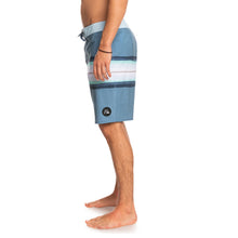 Load image into Gallery viewer, Surfsilk Resin Men's Boardshort 19"