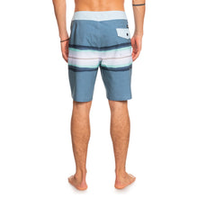 Load image into Gallery viewer, Surfsilk Resin Men's Boardshort 19"