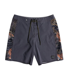Load image into Gallery viewer, Quiksilver Surfsilk Arch Men's Boardshort 18"