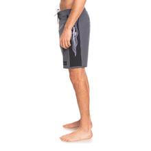 Load image into Gallery viewer, Quiksilver Surfsilk Arch Men's Boardshort 18"