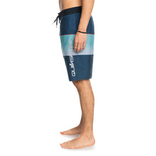 Load image into Gallery viewer, Pointbrkbshrt20 Men's Boardshort 20"