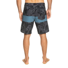 Load image into Gallery viewer, Men's Highlite Arch Boardshorts 19"