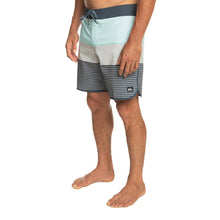 Load image into Gallery viewer, Quiksilver Men's Surfsilk Boardshorts 18"