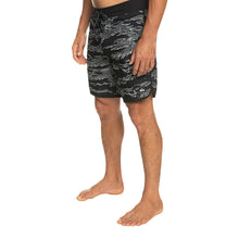 Load image into Gallery viewer, Men's Everyday Boardshorts 19"