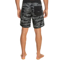 Load image into Gallery viewer, Men's Everyday Boardshorts 19"