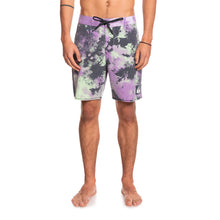 Load image into Gallery viewer, Quiksilver Men's Surfsilk Acid Boardshorts 18"