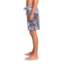 Load image into Gallery viewer, Quiksilver Men's Surfsilk Acid Boardshorts 18"