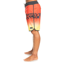 Load image into Gallery viewer, Quiksilver Men's Everyday Boardshorts 19"