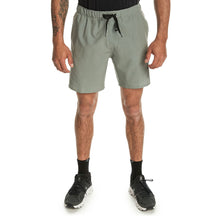 Load image into Gallery viewer, Men's Omni Training Boardshorts 17"