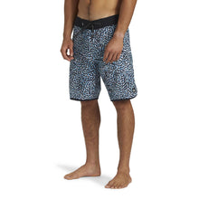 Load image into Gallery viewer, Men's Highlinescallop Boardshorts 19"