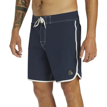 Load image into Gallery viewer, Quiksilver Original Scallop 18 Men's Boardshort 18"