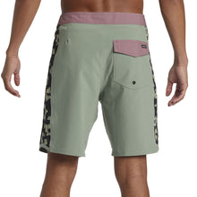 Load image into Gallery viewer, Surfsilk Arch 19 Men's Boardshort 19"