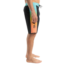 Load image into Gallery viewer, QUIKSILVER Surfsilk Holmes 20 Boardshorts/ Swim Shorts