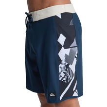 Load image into Gallery viewer, Quiksilver Surfsilk Arch 18 Boardshorts/ Swim Shorts