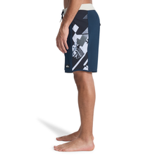 Load image into Gallery viewer, Quiksilver Surfsilk Arch 18 Boardshorts/ Swim Shorts