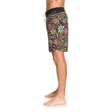 Load image into Gallery viewer, Quiksilver Men's Hltripper M Bdsh Boardshorts 18"