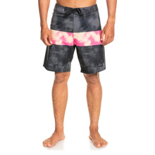 Load image into Gallery viewer, Quiksilver Men's Highlite Arch Boardshorts 19"