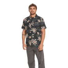Load image into Gallery viewer, Trippy Floral Ss Shirt
