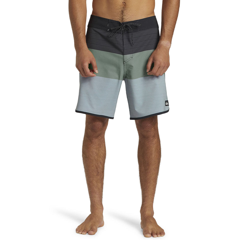 Quiksilver Men's Surfsilk Tijuana Boardshorts 18