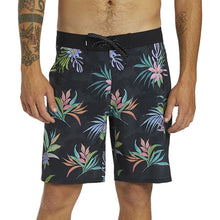 Load image into Gallery viewer, Highln Straight Leg 19 Men&#39;s Boardshort  19&quot;
