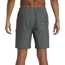 Load image into Gallery viewer, Taxer Amphibian 18inch Hybrid Shorts
