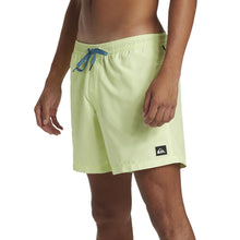 Load image into Gallery viewer, Everyday Solid Men&#39;s Volley Short 15&quot;
