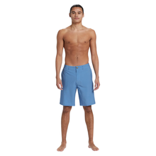 Load image into Gallery viewer, QUIKSILVER Union Amphibian 20 Boardshorts/ Swim Shorts
