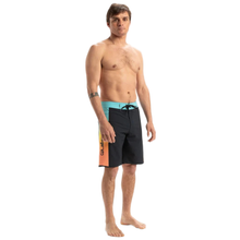 Load image into Gallery viewer, QUIKSILVER Surfsilk Holmes 20 Boardshorts/ Swim Shorts
