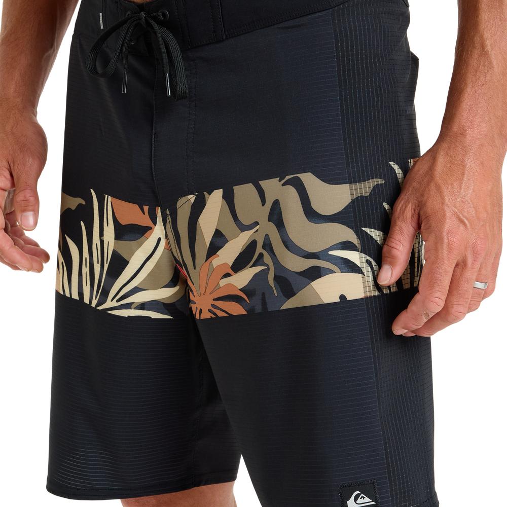 Quiksilver Highline Arch 19 Boardshorts/ Swim Shorts