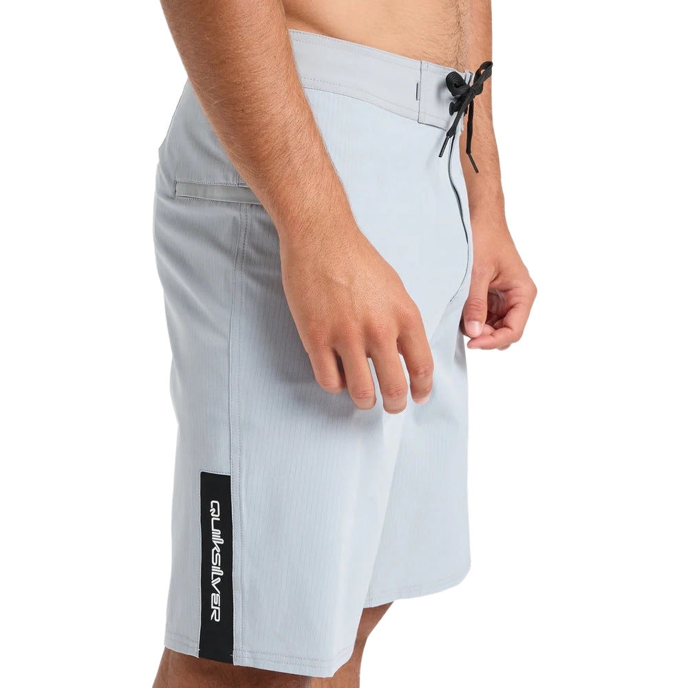 Quiksilver Highline Omni 19 Boardshorts/ Swim Shorts