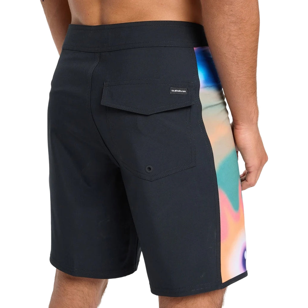 Quiksilver Surfsilk Arch 18 Boardshorts/ Swim Shorts
