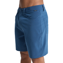 Load image into Gallery viewer, Quiksilver Nelson Amphibian 18 Boardshorts/ Swim Shorts
