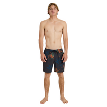 Load image into Gallery viewer, QUIKSILVER Stretch Printed Volley 17Nb Boardshorts/ Swim Shorts
