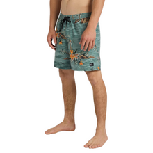 Load image into Gallery viewer, QUIKSILVER Everyday Printed Volley 17Nb Boardshorts/ Swim Shorts
