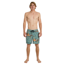 Load image into Gallery viewer, QUIKSILVER Everyday Printed Volley 17Nb Boardshorts/ Swim Shorts
