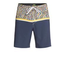 Load image into Gallery viewer, Men&#39;s Hldejavu Boardshorts 18&quot;
